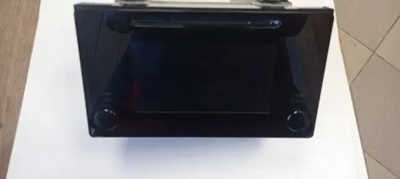 Toyota Sienna XL30 III Radio/CD/DVD/GPS head unit 8614008010 CVH3048ZT