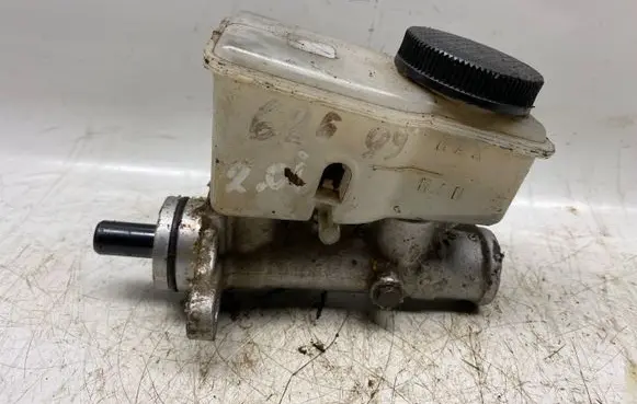 Mazda 626 Master brake cylinder