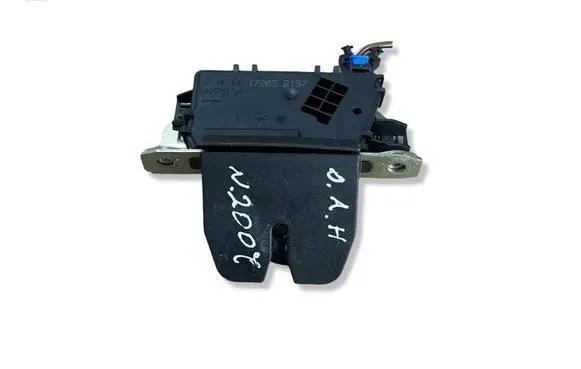 Opel Astra H Tailgate/trunk/boot lock/catch/latch 13117285