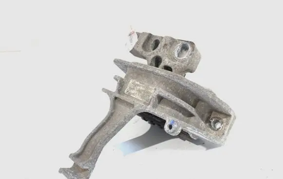 Skoda Octavia Mk3 (5E) Engine mounting bracket 5Q0199262BE