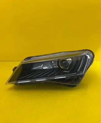 Skoda Superb B8 (3V) Headlight/headlamp 3V1941015A