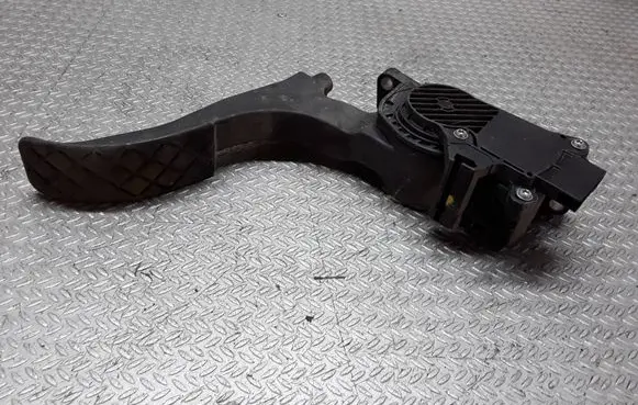 Volkswagen Polo IV 9N3 Accelerator throttle pedal 0280755063