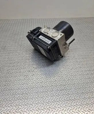 Skoda Fabia Mk2 (5J) ABS Pump 0265800511 78510N1838