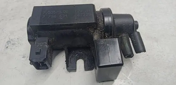 BMW 5 E60 E61 Turbo solenoid valve 7796634