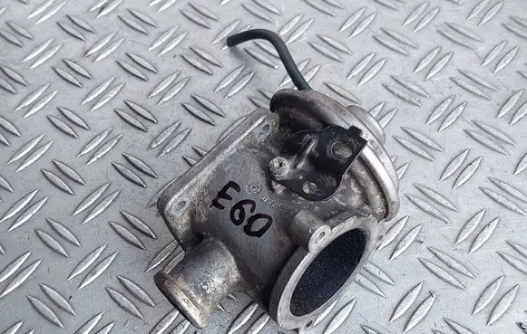 BMW 5 E60 E61 EGR valve 7804380