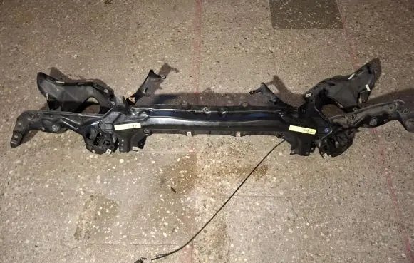 BMW 7 E65 E66 Top upper radiator support slam panel