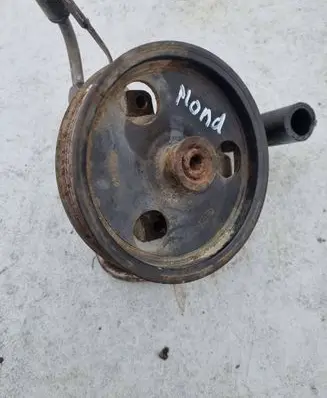 Ford Mondeo MK II Power steering pump