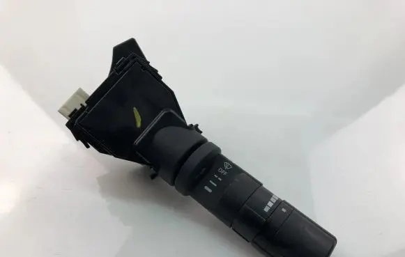 Nissan Altima Indicator stalk 25260EA001