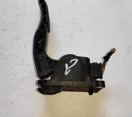 Mercedes-Benz Vito Viano W639 Accelerator throttle pedal A9063000404 0280755023
