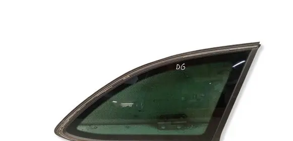 Skoda Superb B6 (3T) Rear side window 