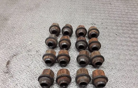 KIA Rio Nuts/bolts