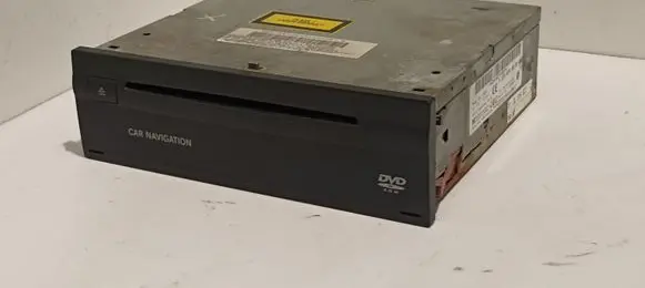 Mercedes-Benz CLS C219 Navigation unit CD/DVD player A2208206085