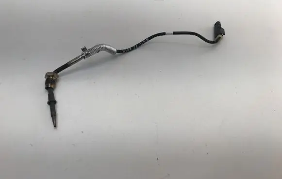 Mercedes-Benz A W177 Exhaust gas temperature sensor A0009058314