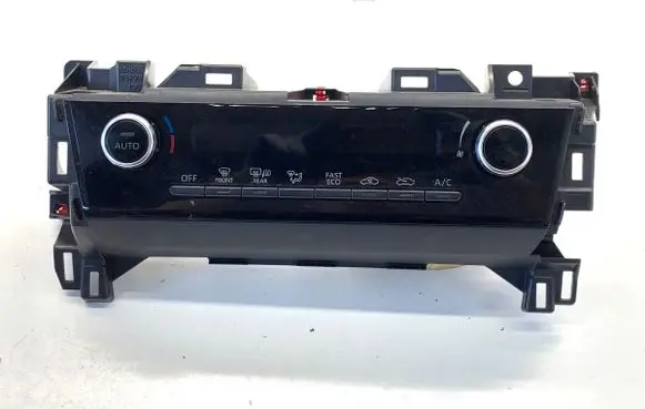 Toyota Yaris Cross Interior fan control switch 559000DC71