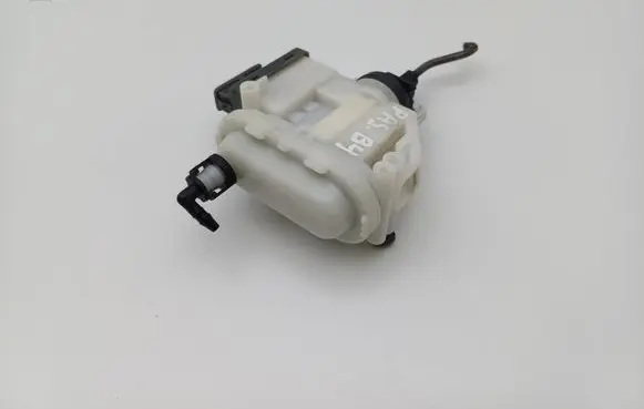 Volkswagen PASSAT B4 Central locking motor 3A0862153B