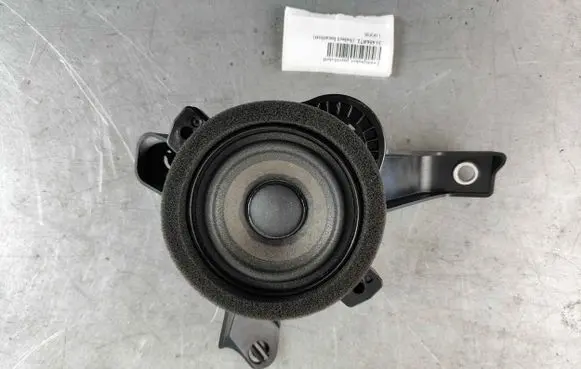 Volvo XC40 Parcel shelf speaker 31456872