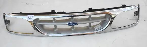 Ford Explorer Front bumper upper radiator grill