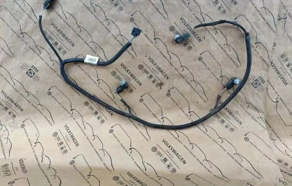 Renault Zoe Front door wiring loom/harness boot 240151736R
