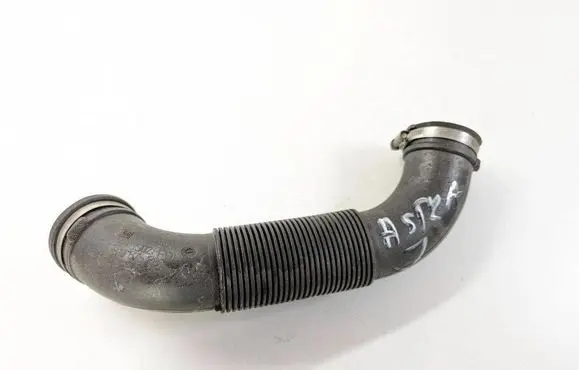 Opel Astra J Air intake duct part 13254585 39915S02