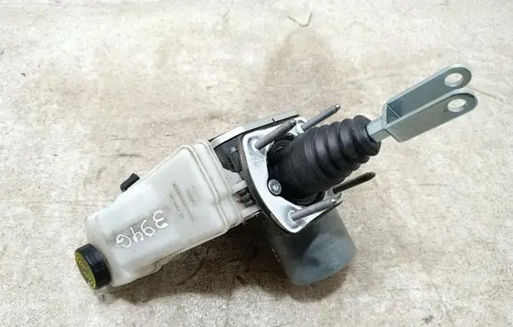 Land Rover Defender Brake booster MY422D522AG