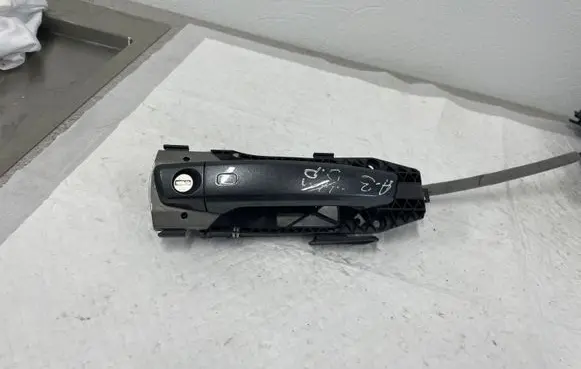 Audi A3 S3 8V Front door exterior handle 5N0837017D