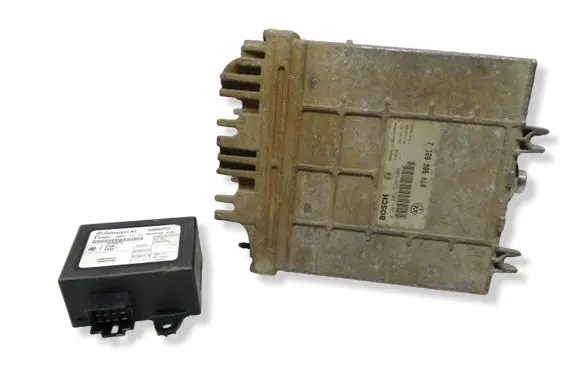 Engine ECU kit and lock set