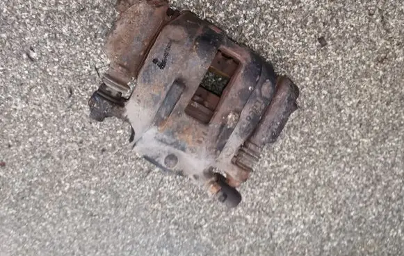 Mercedes-Benz A W168 Front brake caliper