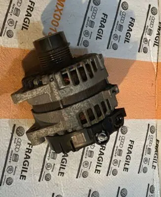 KIA Sportage Generator/alternator 2622503 373002B960 135V130A