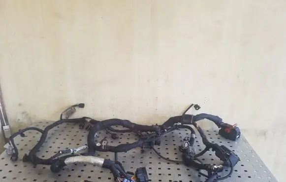 Jaguar XJL Engine installation wiring loom 9X2Q9H589CD