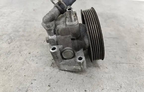 Ford Mondeo MK IV Power steering pump 
