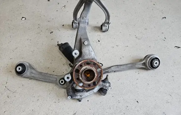 Mercedes-Benz S W222 Front wheel hub spindle knuckle A2223322001 A2223340206 A2223300207