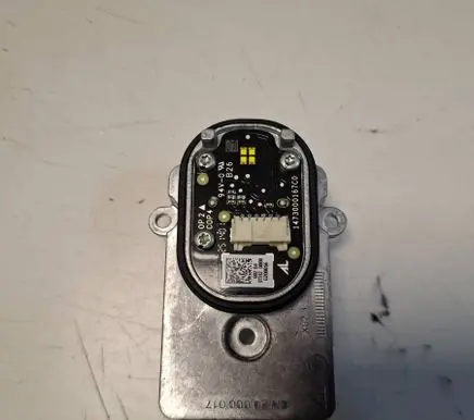 Volkswagen Tiguan LED ballast control module cn20000017