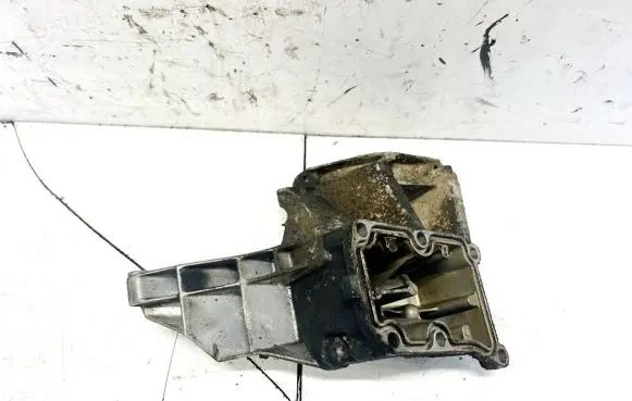 Mercedes-Benz CLK A208 C208 Engine mounting bracket r1112361330