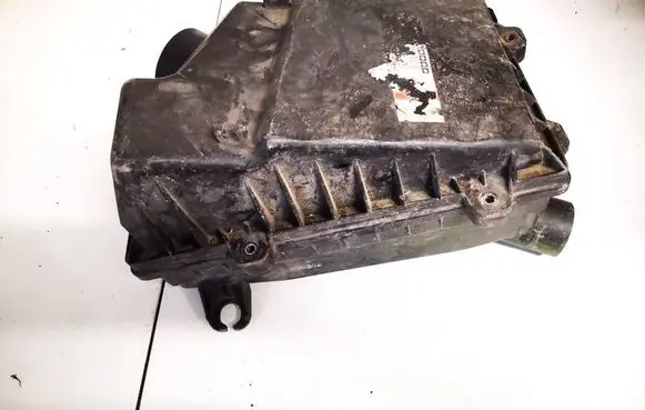 Nissan Primera Air filter box RF79