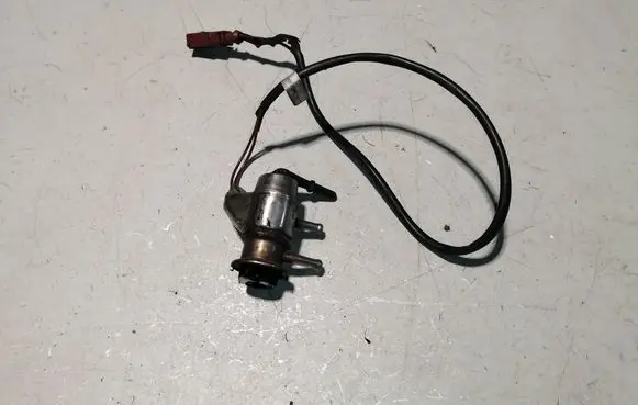 Audi A6 S6 C7 4G AdBlue injector 04L131113J 0444025023