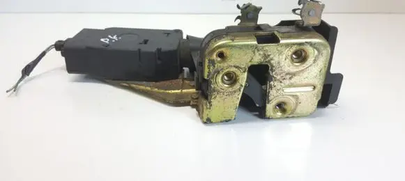 Volvo S40, V40 Front door lock