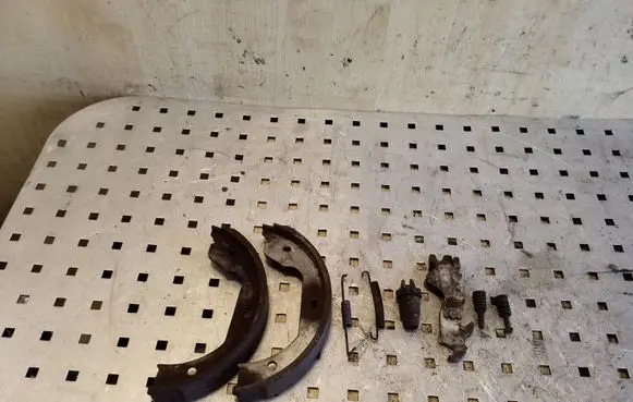 BMW X3 E83 Brake pads (rear) 