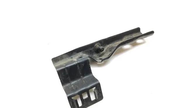 BMW X2 F39 Fender mounting bracket 7435946 04030