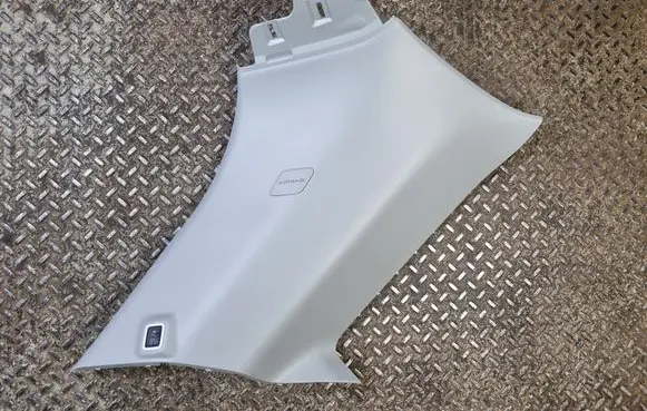 Jeep Grand Cherokee WL (C) pillar trim 6QH17TRMAF 6QH171A5AF