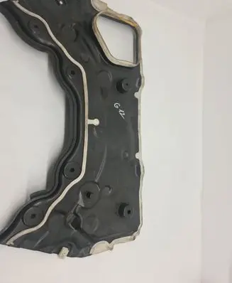 BMW 7 G11 G12 Heat shield in engine bay 7347025