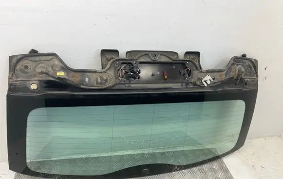 BMW 3 E90 E91 Rear windscreen/windshield window 7127053