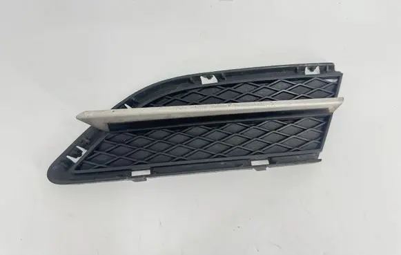 BMW 3 E90 E91 Front bumper lower grill 7138417