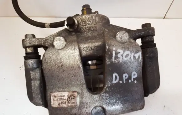 Hyundai i30 Front brake caliper 58130G4100