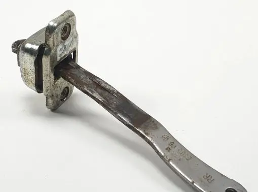 Opel Agila A Rear door check strap stopper 9212538