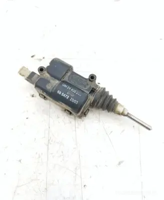 Opel Vectra C Central locking motor 24438209 605472
