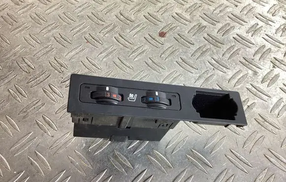 Lexus GS 250 350 300H 450H Seat heating switch 453451