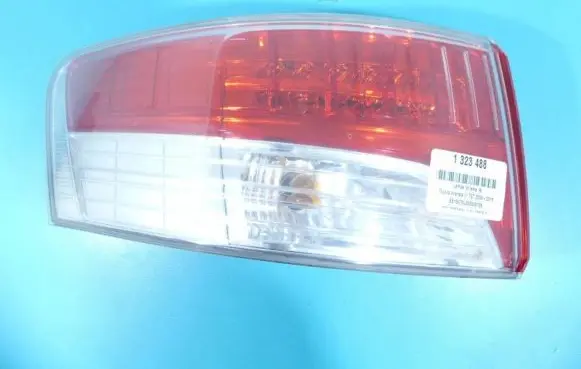 Toyota Avensis T270 Rear/tail lights 05-15 IMPRK1323488