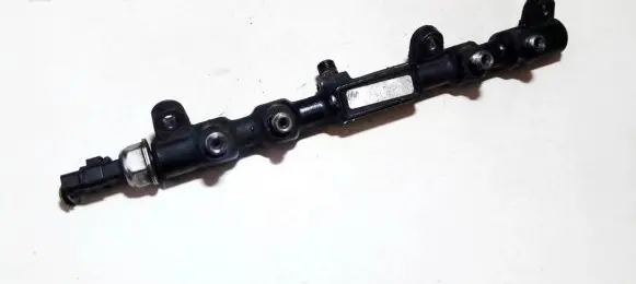 Ford Mondeo Mk III Fuel main line pipe 93077511a 0518870082