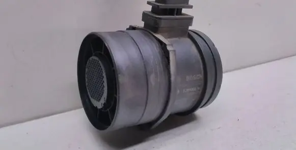 BMW 1 E81 E87 Mass air flow meter 8509724 0281006146