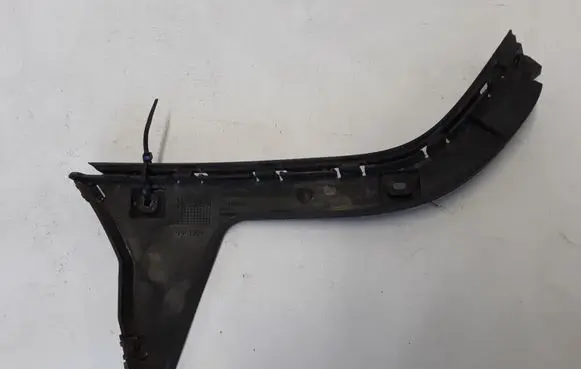Volvo C70 Rear bumper mounting bracket 09466906